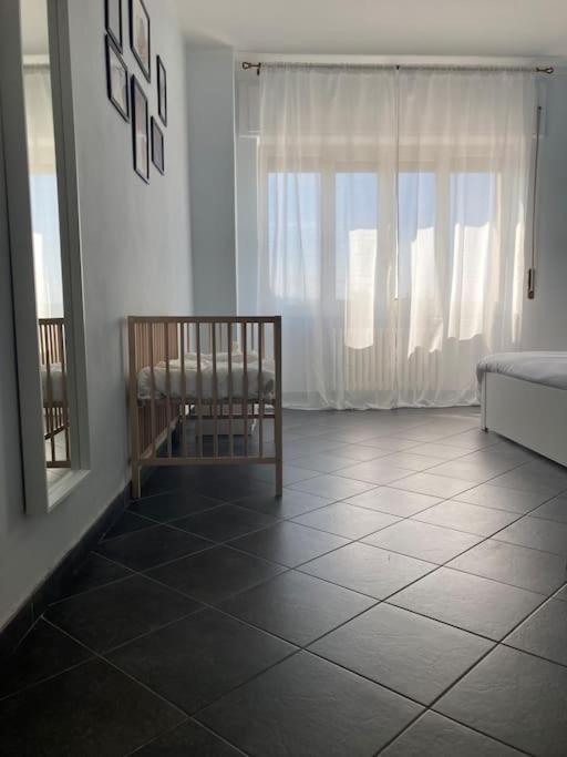 Appartamento Borgo Rane Альба Экстерьер фото
